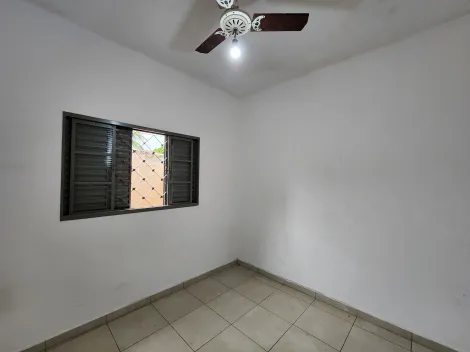 Alugar Casa / Padr&atilde;o em S&atilde;o Jos&eacute; do Rio Preto R$ 1.800,00 - Foto 12