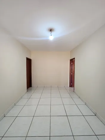 Alugar Casa / Padr&atilde;o em S&atilde;o Jos&eacute; do Rio Preto R$ 1.100,00 - Foto 2