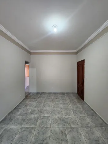 Alugar Casa / Padr&atilde;o em S&atilde;o Jos&eacute; do Rio Preto R$ 1.300,00 - Foto 4