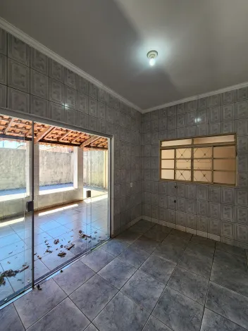 Alugar Casa / Padr&atilde;o em S&atilde;o Jos&eacute; do Rio Preto R$ 1.300,00 - Foto 6