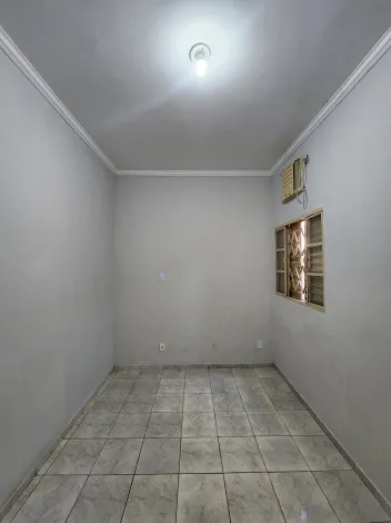 Alugar Casa / Padr&atilde;o em S&atilde;o Jos&eacute; do Rio Preto R$ 1.300,00 - Foto 10