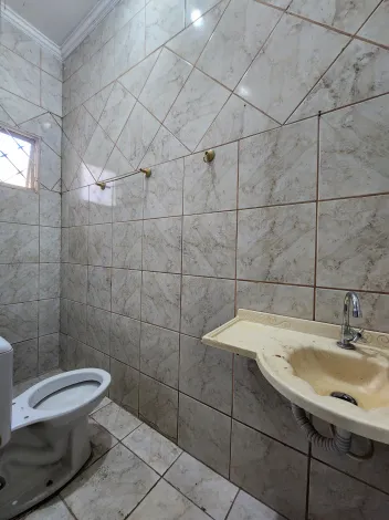 Alugar Casa / Padr&atilde;o em S&atilde;o Jos&eacute; do Rio Preto R$ 1.300,00 - Foto 13