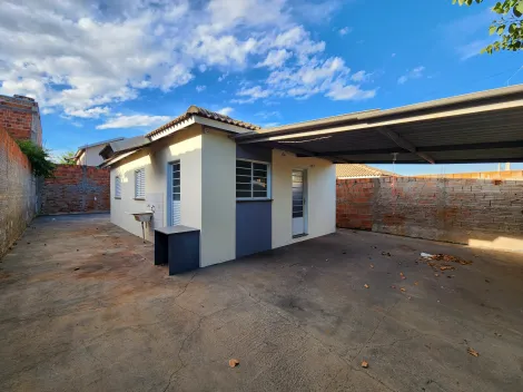 Alugar Casa / Padr&atilde;o em S&atilde;o Jos&eacute; do Rio Preto. apenas R$ 900,00