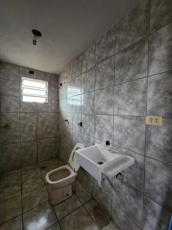Alugar Casa / Sobrado em S&atilde;o Jos&eacute; do Rio Preto R$ 1.200,00 - Foto 11