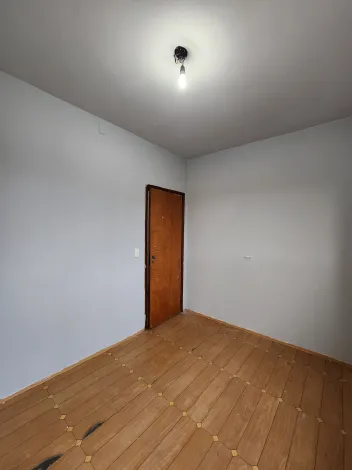 Alugar Casa / Sobrado em S&atilde;o Jos&eacute; do Rio Preto R$ 1.200,00 - Foto 13