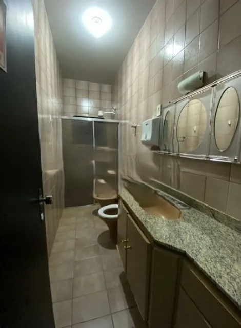 Alugar Comercial / Casa Comercial em S&atilde;o Jos&eacute; do Rio Preto R$ 8.000,00 - Foto 10