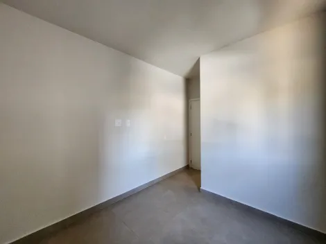 Alugar Casa / Condom&iacute;nio em S&atilde;o Jos&eacute; do Rio Preto R$ 2.500,00 - Foto 4