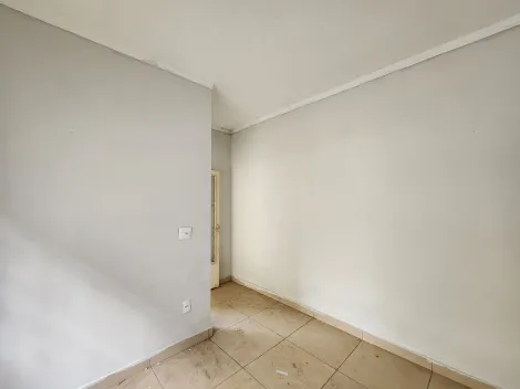 Alugar Casa / Padr&atilde;o em S&atilde;o Jos&eacute; do Rio Preto R$ 1.100,00 - Foto 3