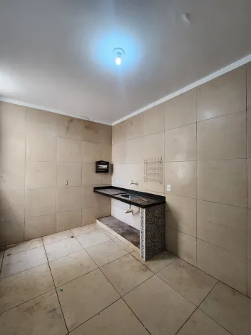 Alugar Casa / Padr&atilde;o em S&atilde;o Jos&eacute; do Rio Preto R$ 1.100,00 - Foto 4