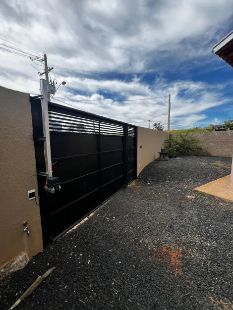 Alugar Casa / Padr&atilde;o em Bady Bassitt R$ 900,00 - Foto 15