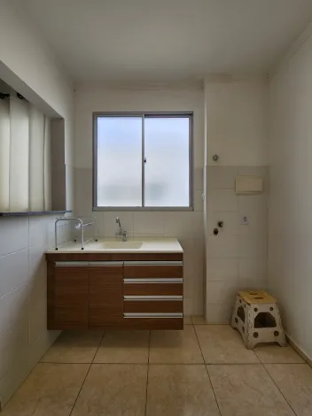 Alugar Apartamento / Padr&atilde;o em S&atilde;o Jos&eacute; do Rio Preto R$ 1.500,00 - Foto 3