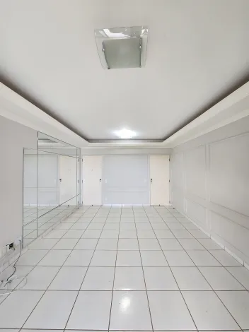 Alugar Apartamento / Padr&atilde;o em S&atilde;o Jos&eacute; do Rio Preto R$ 1.900,00 - Foto 2