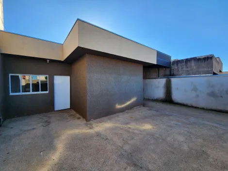 Casa / Padr&atilde;o em Mirassol 