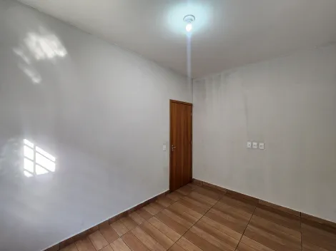 Alugar Casa / Padr&atilde;o em Mirassol R$ 1.550,00 - Foto 6
