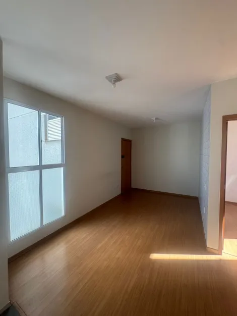 Alugar Apartamento / Padr&atilde;o em S&atilde;o Jos&eacute; do Rio Preto R$ 1.017,00 - Foto 2