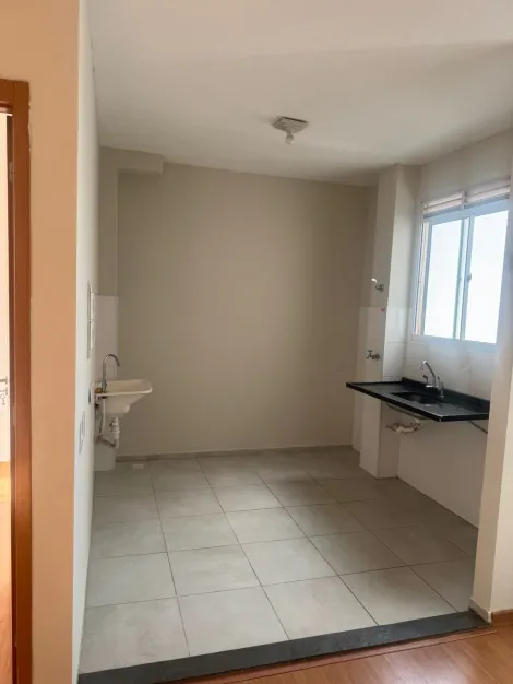 Alugar Apartamento / Padr&atilde;o em S&atilde;o Jos&eacute; do Rio Preto R$ 1.017,00 - Foto 3
