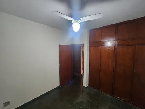 Alugar Apartamento / Padr&atilde;o em S&atilde;o Jos&eacute; do Rio Preto R$ 1.375,00 - Foto 10