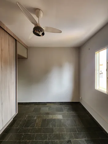 Alugar Casa / Condom&iacute;nio em S&atilde;o Jos&eacute; do Rio Preto R$ 1.300,00 - Foto 6