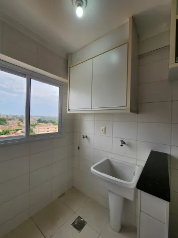 Alugar Apartamento / Padr&atilde;o em S&atilde;o Jos&eacute; do Rio Preto R$ 1.500,00 - Foto 13