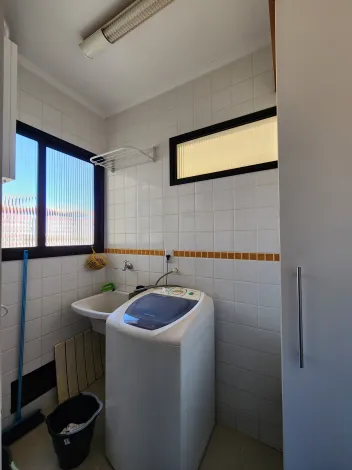 Alugar Apartamento / Padr&atilde;o em S&atilde;o Jos&eacute; do Rio Preto R$ 2.100,00 - Foto 13