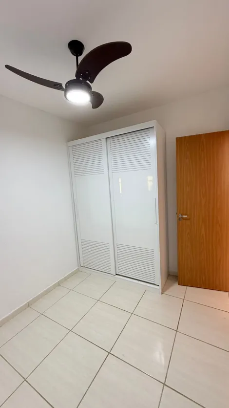 Alugar Apartamento / Padr&atilde;o em S&atilde;o Jos&eacute; do Rio Preto R$ 1.000,00 - Foto 6