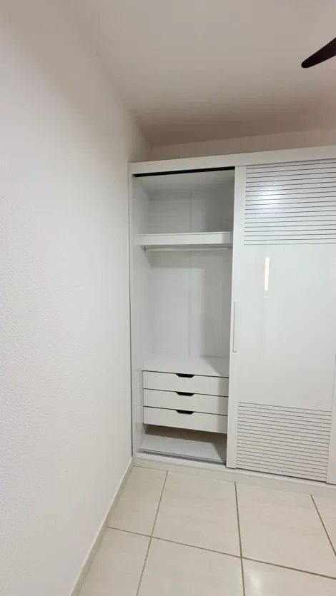 Alugar Apartamento / Padr&atilde;o em S&atilde;o Jos&eacute; do Rio Preto R$ 1.000,00 - Foto 8