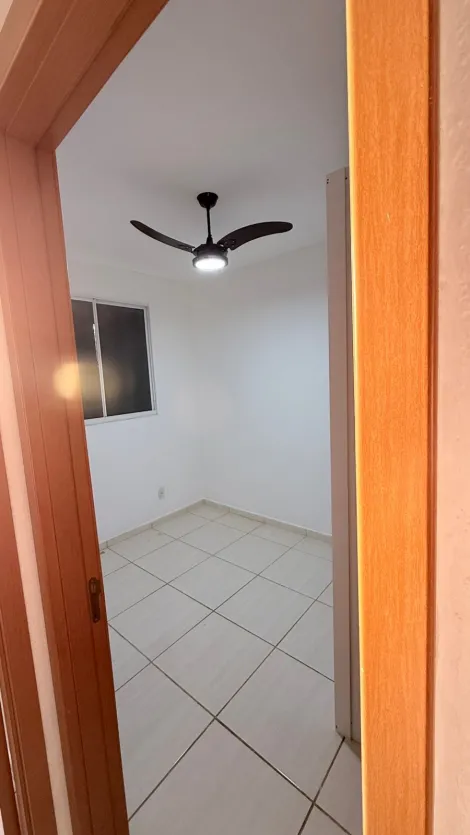 Alugar Apartamento / Padr&atilde;o em S&atilde;o Jos&eacute; do Rio Preto R$ 1.000,00 - Foto 11