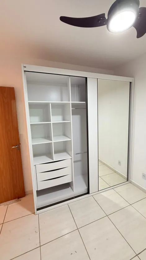 Alugar Apartamento / Padr&atilde;o em S&atilde;o Jos&eacute; do Rio Preto R$ 1.000,00 - Foto 9