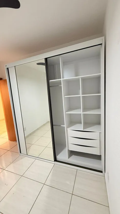 Alugar Apartamento / Padr&atilde;o em S&atilde;o Jos&eacute; do Rio Preto R$ 1.000,00 - Foto 10