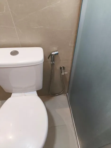 Alugar Apartamento / Padr&atilde;o em S&atilde;o Jos&eacute; do Rio Preto R$ 1.300,00 - Foto 17