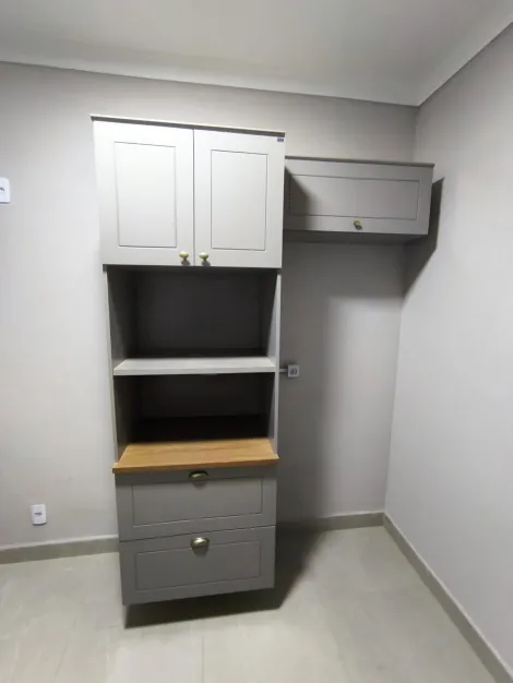 Alugar Apartamento / Padr&atilde;o em S&atilde;o Jos&eacute; do Rio Preto R$ 1.300,00 - Foto 9