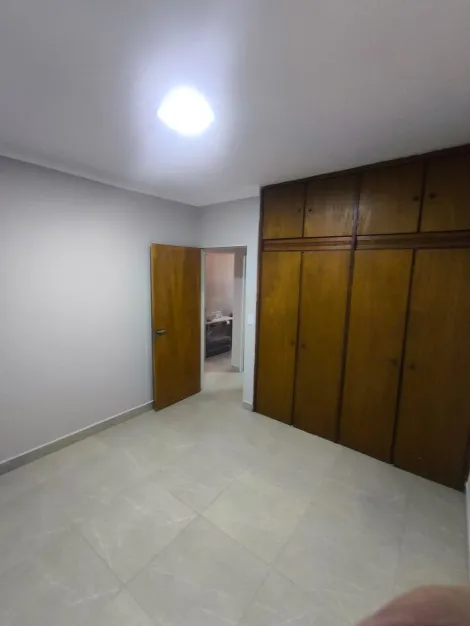 Alugar Apartamento / Padr&atilde;o em S&atilde;o Jos&eacute; do Rio Preto R$ 1.300,00 - Foto 8