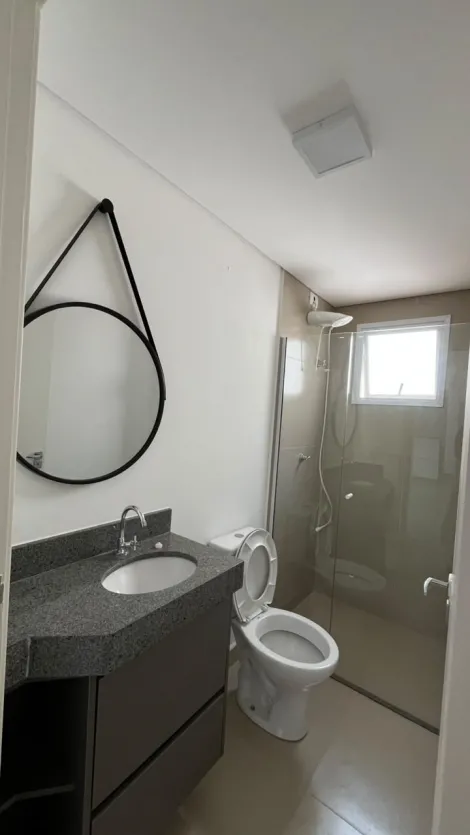 Alugar Apartamento / Padr&atilde;o em S&atilde;o Jos&eacute; do Rio Preto R$ 2.200,00 - Foto 11