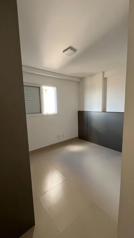 Alugar Apartamento / Padr&atilde;o em S&atilde;o Jos&eacute; do Rio Preto R$ 2.200,00 - Foto 12