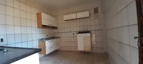 Alugar Casa / Padr&atilde;o em S&atilde;o Jos&eacute; do Rio Preto R$ 1.300,00 - Foto 3