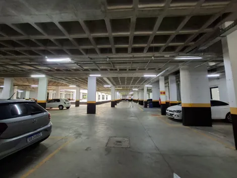 Alugar Apartamento / Padr&atilde;o em S&atilde;o Jos&eacute; do Rio Preto R$ 2.400,00 - Foto 16