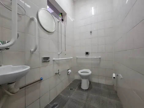 Alugar Comercial / Casa Comercial em S&atilde;o Jos&eacute; do Rio Preto R$ 5.500,00 - Foto 7