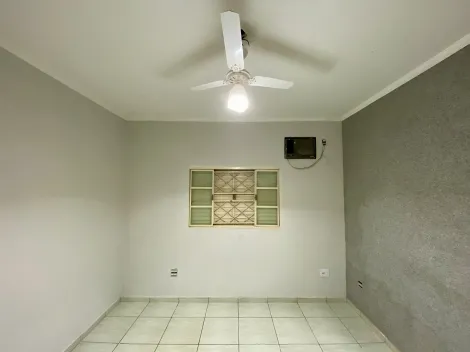 Alugar Casa / Padr&atilde;o em S&atilde;o Jos&eacute; do Rio Preto R$ 2.000,00 - Foto 12
