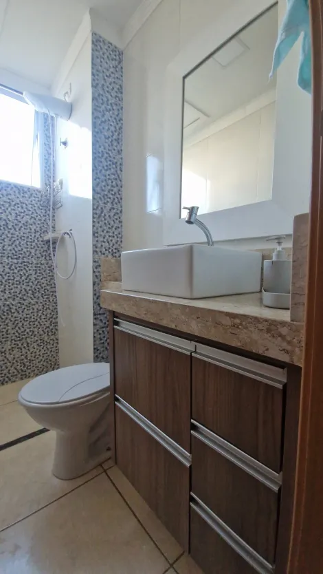Alugar Apartamento / Padr&atilde;o em S&atilde;o Jos&eacute; do Rio Preto R$ 1.300,00 - Foto 9