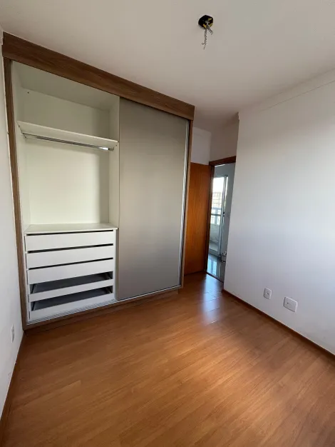 Comprar Apartamento / Padr&atilde;o em S&atilde;o Jos&eacute; do Rio Preto R$ 285.000,00 - Foto 3