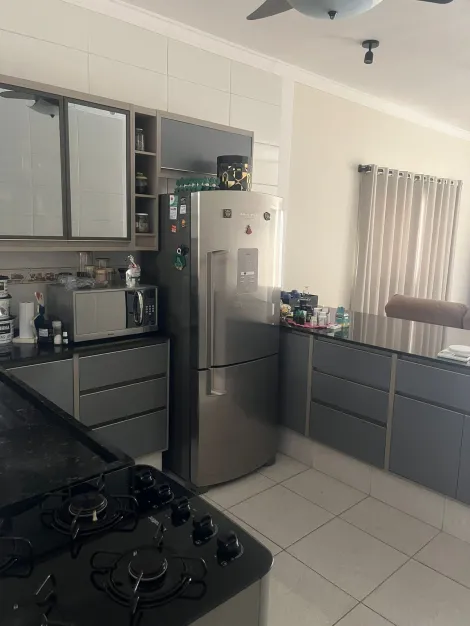 Comprar Casa / Padr&atilde;o em S&atilde;o Jos&eacute; do Rio Preto R$ 445.000,00 - Foto 4