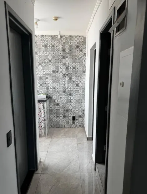 Alugar Comercial / Sala em S&atilde;o Jos&eacute; do Rio Preto R$ 1.700,00 - Foto 7