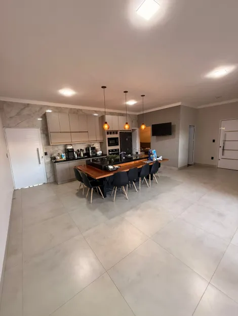Comprar Casa / Padr&atilde;o em S&atilde;o Jos&eacute; do Rio Preto R$ 650.000,00 - Foto 3