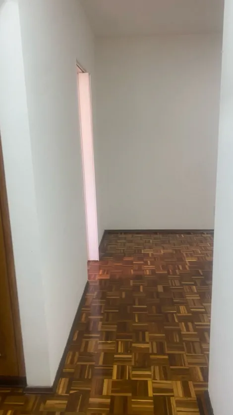 Alugar Apartamento / Padr&atilde;o em S&atilde;o Jos&eacute; do Rio Preto R$ 1.500,00 - Foto 3