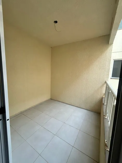 Alugar Apartamento / Padr&atilde;o em S&atilde;o Jos&eacute; do Rio Preto R$ 1.100,00 - Foto 7