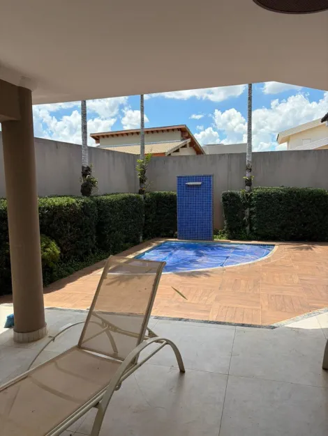 Alugar Casa / Condom&iacute;nio em S&atilde;o Jos&eacute; do Rio Preto. apenas R$ 10.000,00
