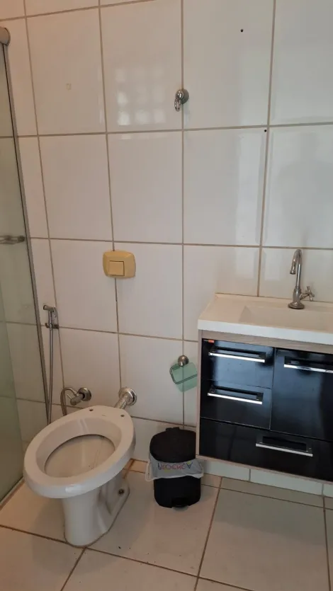 Comprar Casa / Padr&atilde;o em S&atilde;o Jos&eacute; do Rio Preto R$ 450.000,00 - Foto 18