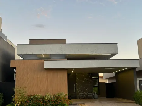 Casa / Condom&iacute;nio em Mirassol 