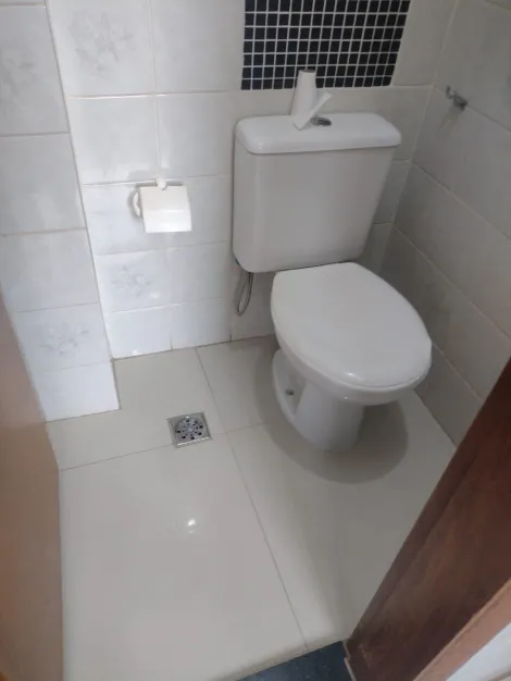 Alugar Apartamento / Padr&atilde;o em S&atilde;o Jos&eacute; do Rio Preto R$ 1.200,00 - Foto 4
