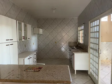 Alugar Casa / Padr&atilde;o em S&atilde;o Jos&eacute; do Rio Preto. apenas R$ 380.000,00